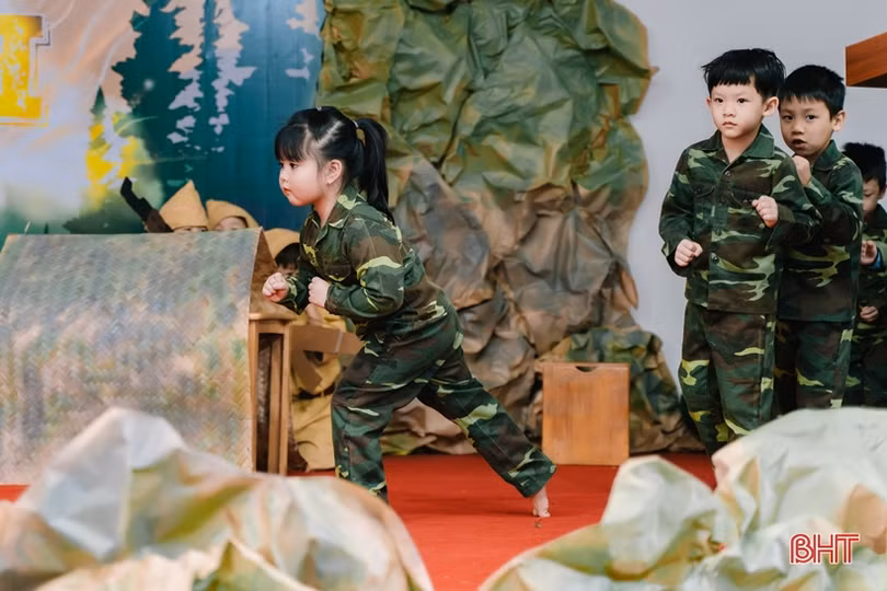 Đặc sắc “Khúc quân hành” của các bé Trường Mầm non Trung Kiên
