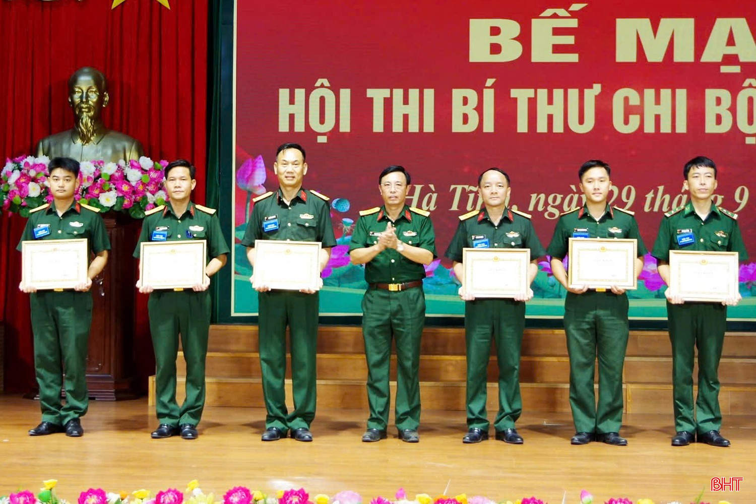 bqbht_br_quan-thu-3-tru-trai-qua-phai.jpg