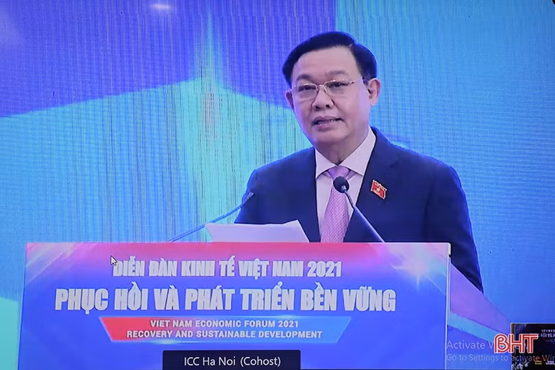 Chủ động kiểm soát dịch bệnh, hỗ trợ phục hồi và tăng trưởng kinh tế