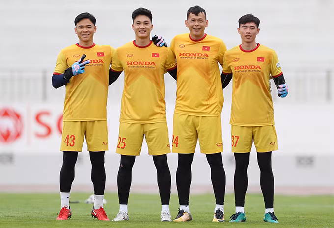 HLV Park Hang Seo chưa vội chia tay Lý Công Hoàng Anh