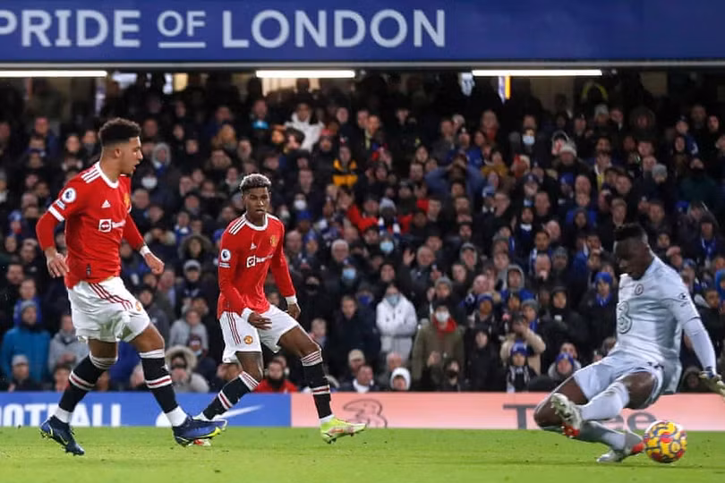 Man Utd cầm hòa Chelsea
