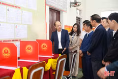 Phó Bí thư Thường trực Tỉnh ủy kiểm tra công tác chuẩn bị bầu cử tại các địa phương