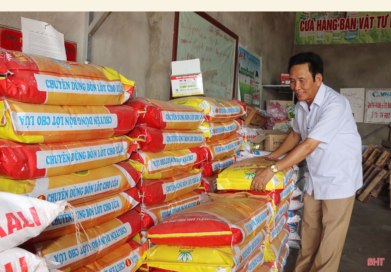 Bí thư chi bộ vùng giáo hơn 20 năm “nặng” việc làng, tiên phong việc Đảng