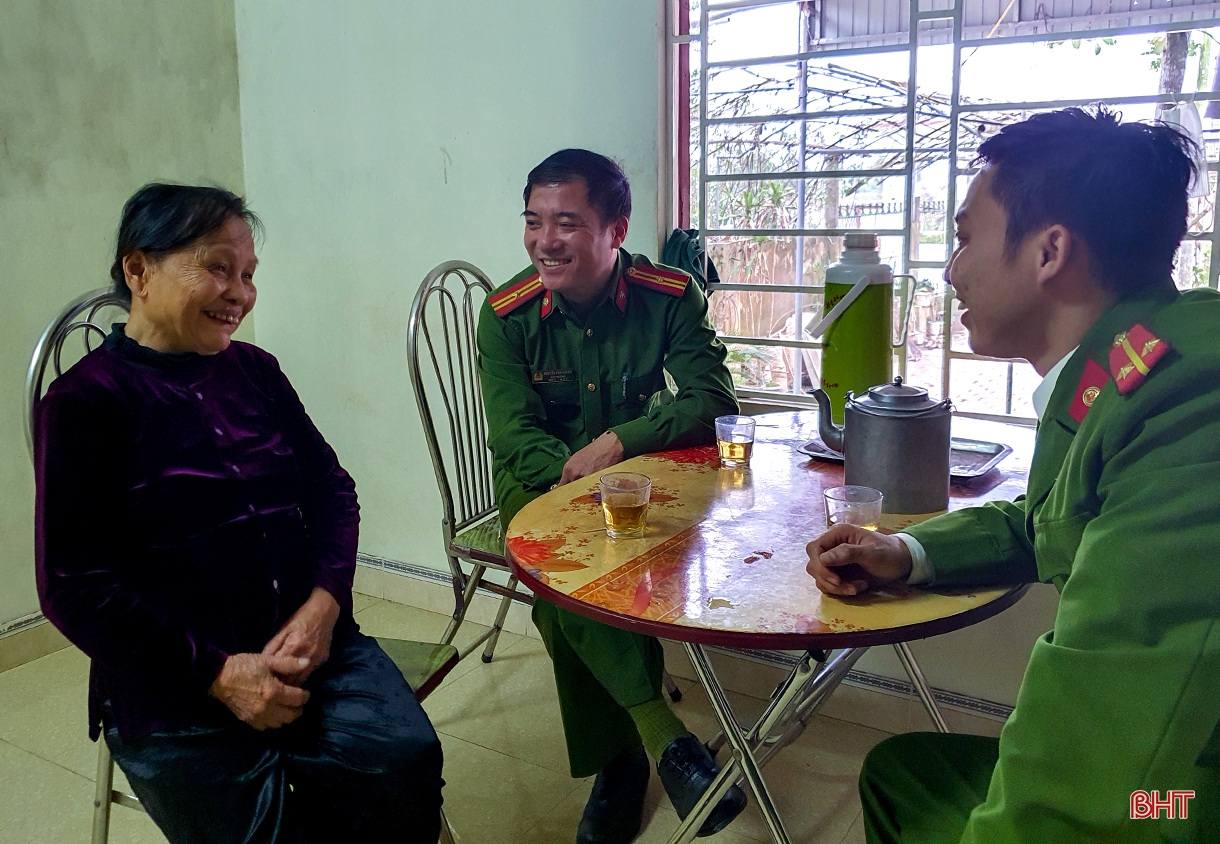 Công an xã ở Hà Tĩnh - điểm tựa tin cậy của chính quyền và Nhân dân