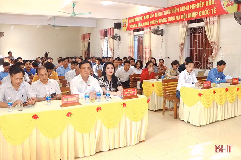 Cử tri tiếp tục kiến nghị có chính sách thỏa đáng cho cán bộ cơ sở