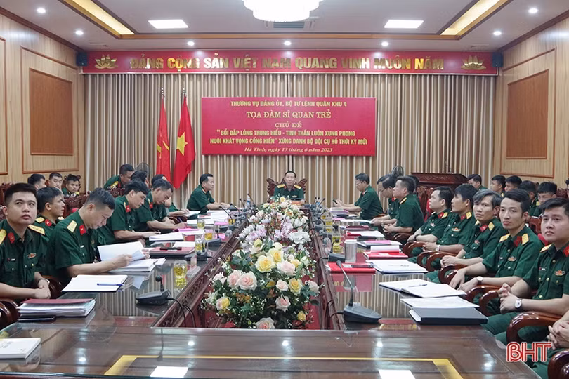 Cán bộ, sĩ quan trẻ nêu cao tinh thần tự học, tự rèn, khẳng định bản lĩnh Bộ đội Cụ Hồ
