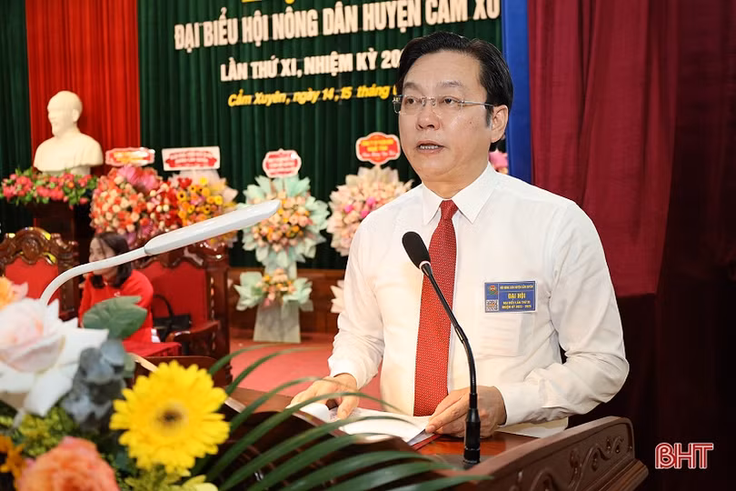 Ông Nguyễn Sỹ Huyền tái cử Chủ tịch Hội Nông dân huyện Cẩm Xuyên