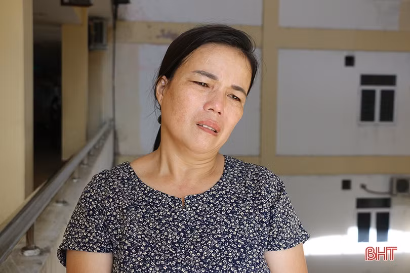 MS2312: Người mẹ nghèo bất lực nhìn con trai “giành giật” sự sống trên giường bệnh