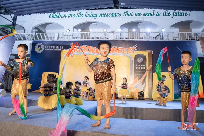 Học sinh Trường Mầm non Trung Kiên chào hè với “Summer Concert”