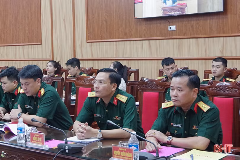Cán bộ, sĩ quan trẻ nêu cao tinh thần tự học, tự rèn, khẳng định bản lĩnh Bộ đội Cụ Hồ