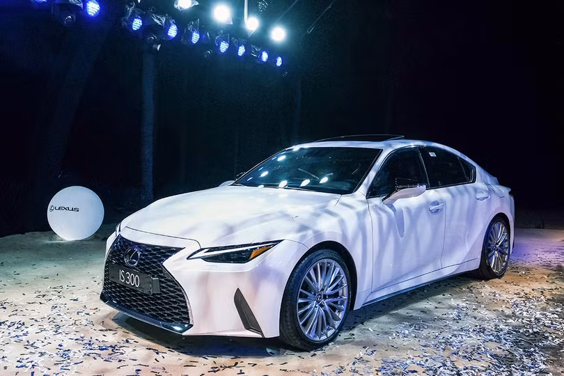 Lexus NX thế hệ mới lộ diện