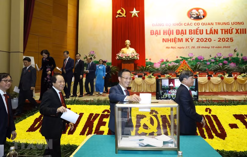 Công tác cán bộ luôn được Đảng chú trọng và có nhiều đổi mới