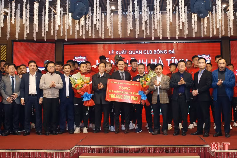 Xuất quân thi đấu mùa giải mới, Hồng Lĩnh Hà Tĩnh đặt mục tiêu top 6 V.League 2021