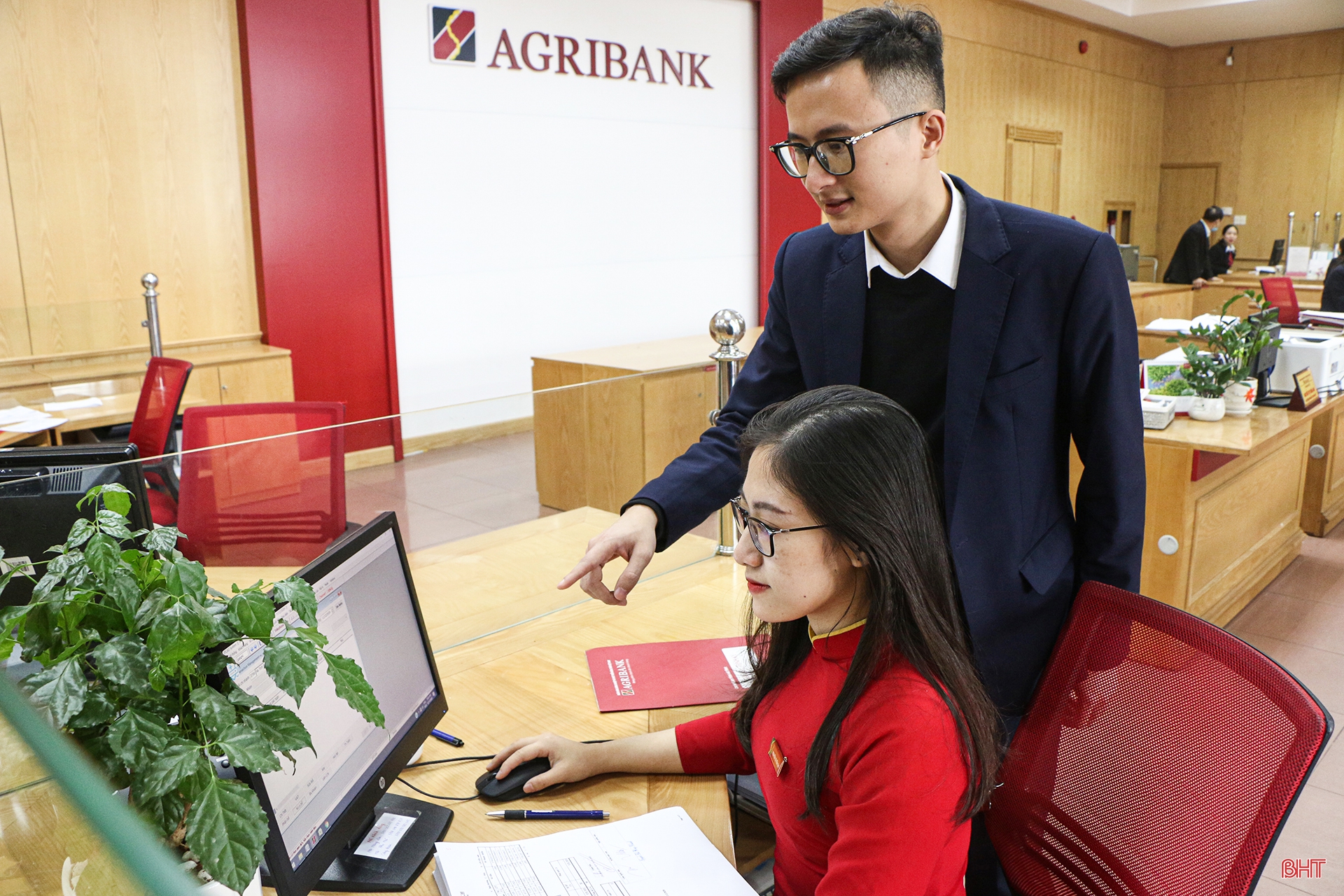 Học tập và làm theo gương Bác gắn với thực tiễn tại cơ quan, doanh nghiệp ở Hà Tĩnh