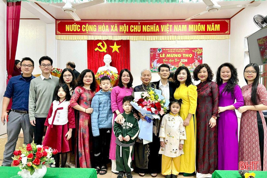 Đại gia đình bà Chu Thị Lương.