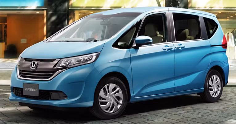 xe gia dinh honda freed 2016 lan dau hien nguyen hinh