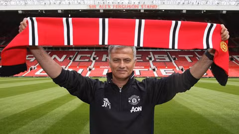 mourinho muon vo dich moi giai dau cung m u