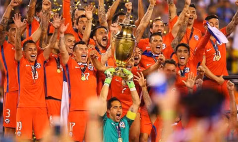 bo dao nha va chile tranh sieu cup the gioi tai my