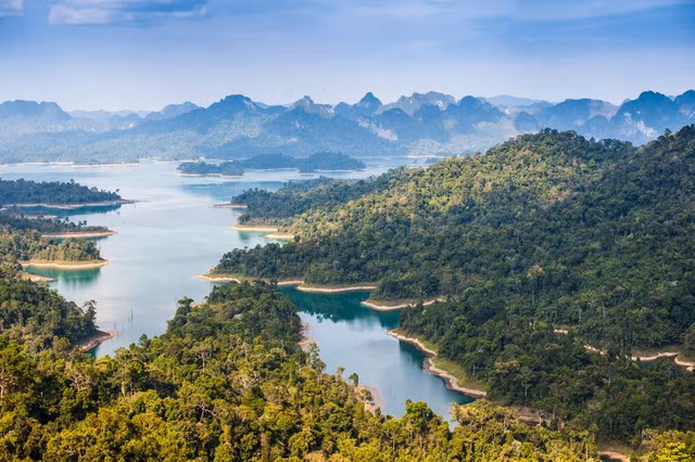 phong nha ke bang nam trong top 7 vqg nen ghe tham o dong nam a