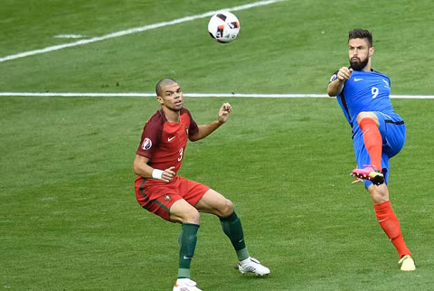 nhung hinh anh dang nho ve tran chung ket euro 2016