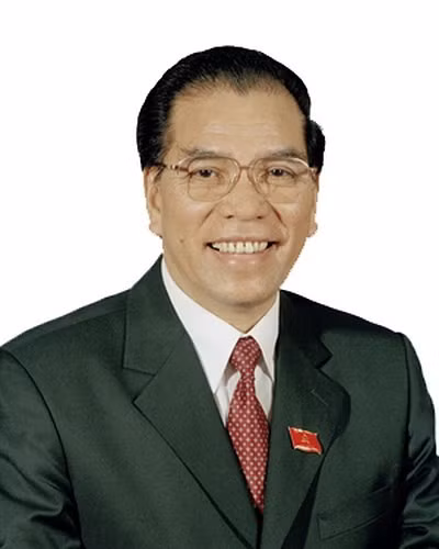 m06-2346-nong-duc-manh.jpg