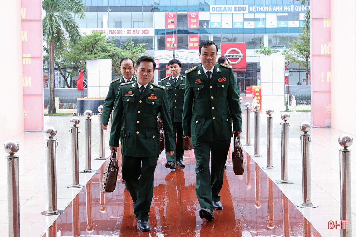 Các đồng chí lãnh đạo, nguyên lãnh đạo Đảng, Nhà nước dự Đại hội Đảng bộ tỉnh Hà Tĩnh lần thứ XIX