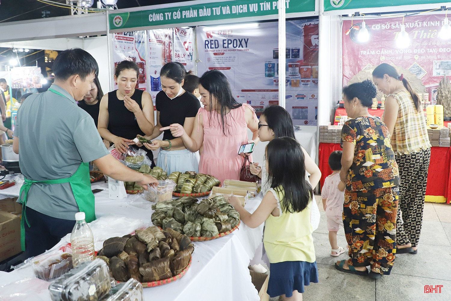 bqbht_br_khach-tham-quan.jpg