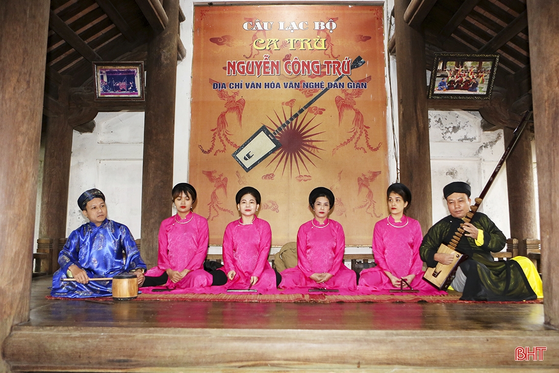 Du xuân qua miền di sản núi Hồng, sông La