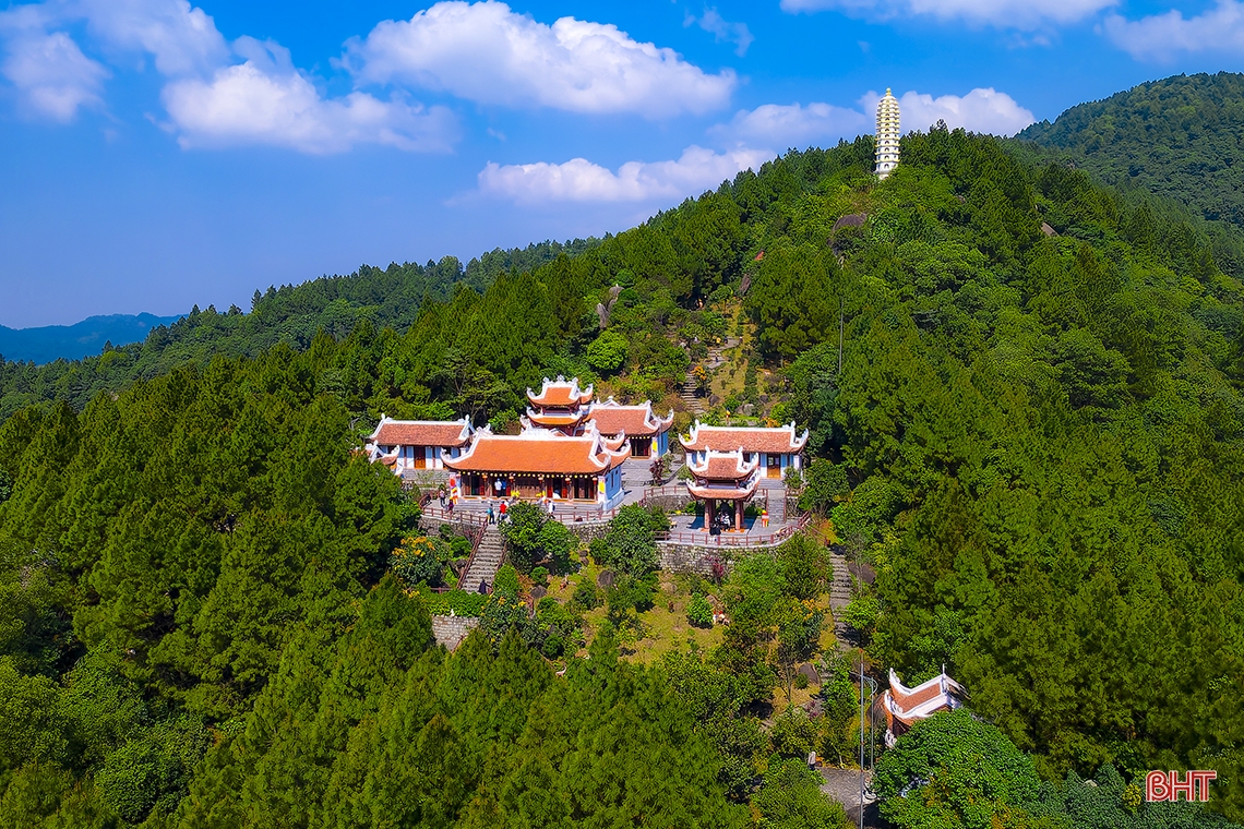 Du xuân qua miền di sản núi Hồng, sông La