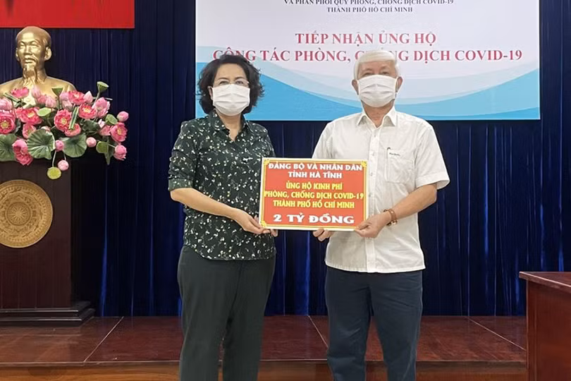 Hà Tĩnh ủng hộ TP Hồ Chí Minh 2 tỷ đồng phòng dịch Covid-19