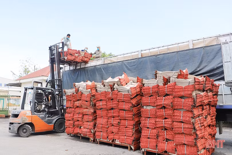 Vượt “bão” Covid-19, kim ngạch xuất khẩu Hà Tĩnh đạt hơn 910 triệu USD