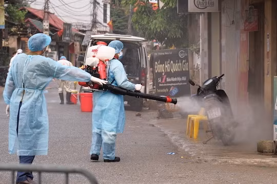 Hà Nội phát sinh thêm 2 ổ dịch mới, 10 người nhiễm Covid-19