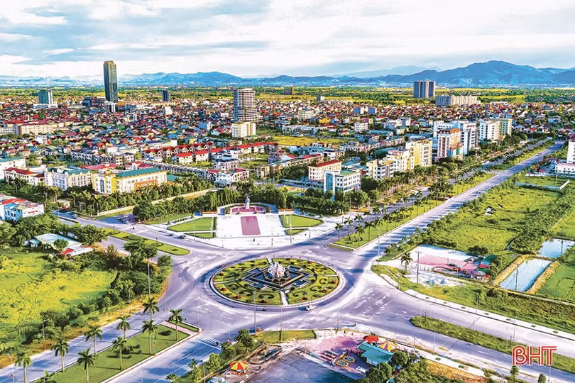 Ban Chấp hành Đảng bộ Hà Tĩnh ban hành chương trình hành động thực hiện Nghị quyết Đại hội XIII của Đảng