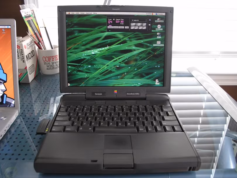 Loạt sản phẩm đắt đỏ của Apple