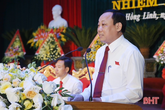 Bầu 32 đồng chí vào Ban Chấp hành Đảng bộ thị xã Hồng Lĩnh nhiệm kỳ 2020 - 2025