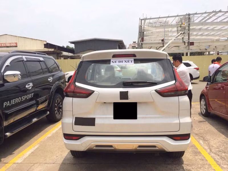 MPV Mitsubishi Xpander 7 chỗ mới bất ngờ xuất hiện tại Việt Nam