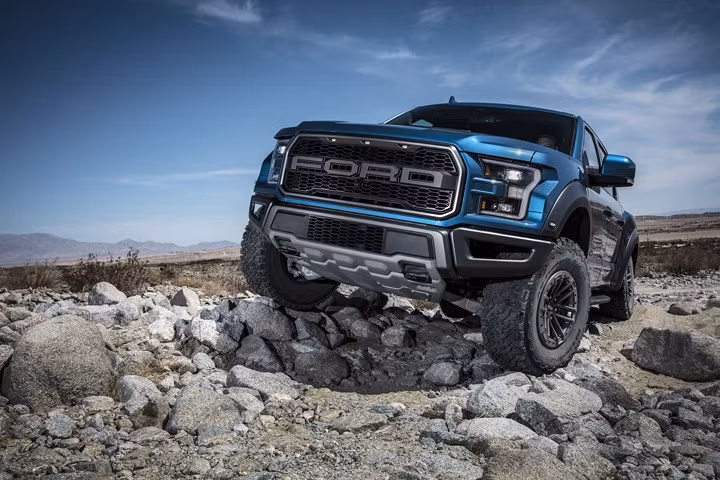 Siêu bán tải Ford F-150 Raptor 2019 sẽ được nâng cấp những gì?