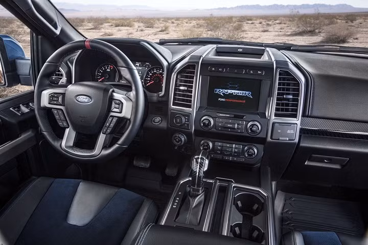 Siêu bán tải Ford F-150 Raptor 2019 sẽ được nâng cấp những gì?