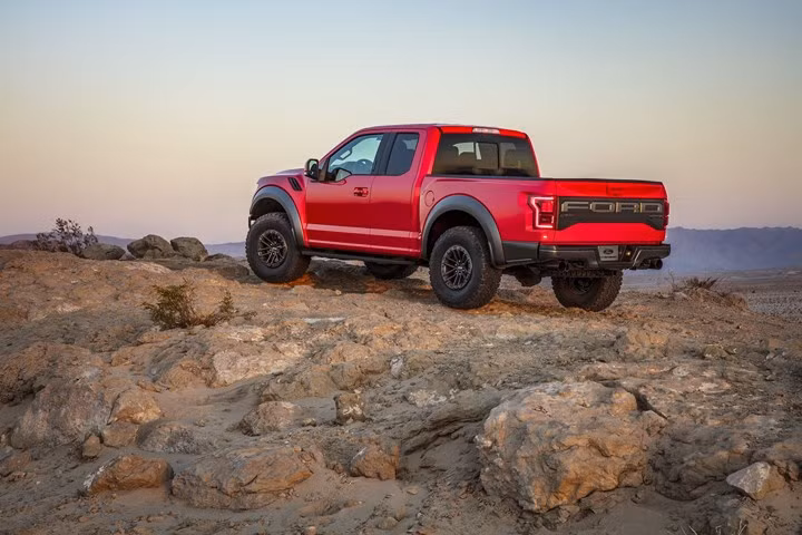 Siêu bán tải Ford F-150 Raptor 2019 sẽ được nâng cấp những gì?