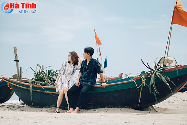 sau lang clip ha tinh vung hoan chau cua doi ban tre nguoi viet song tai nhat