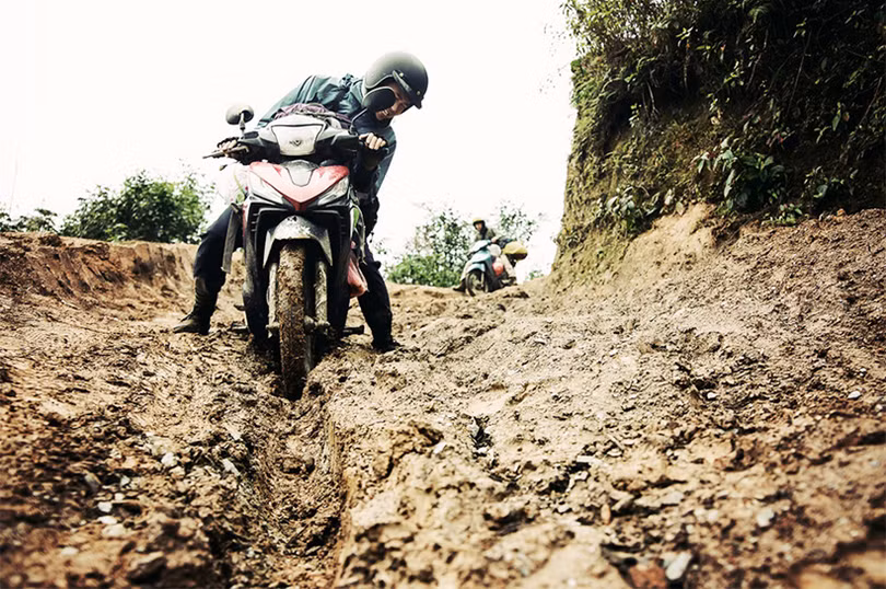 nhung cung duong trekking dep nhung nguy hiem tai viet nam