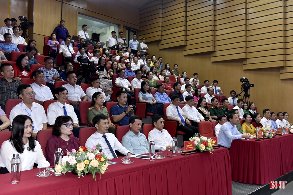 58 tác phẩm được trao giải tại Liên hoan Phát thanh - Truyền hình Hà Tĩnh