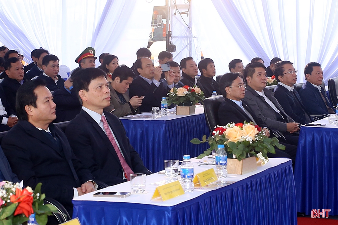 Người dân Hà Tĩnh trao niềm tin, gửi kỳ vọng vào dự án trọng điểm quốc gia