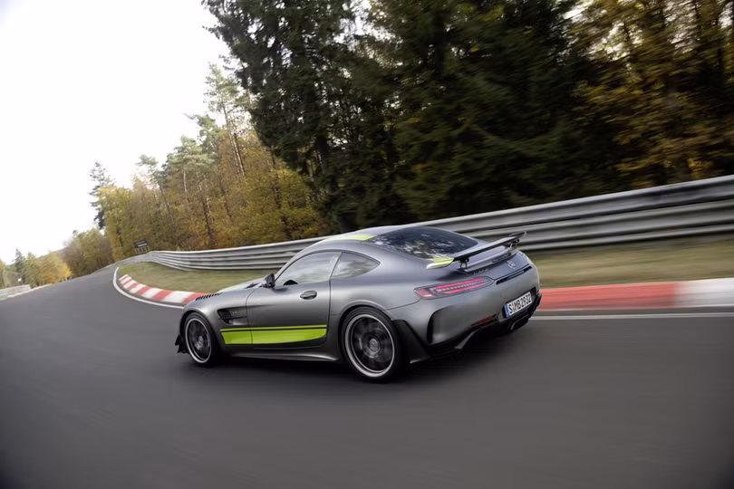 Mercedes-Benz AMG GT 2020 ra mắt, có thêm bản Pro