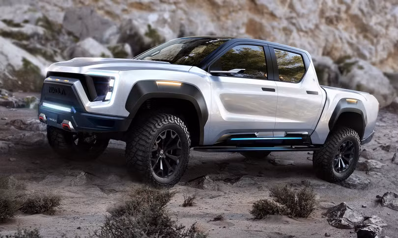 Bán tải điện tăng tốc ngang siêu xe, đe dọa Tesla Cybertruck