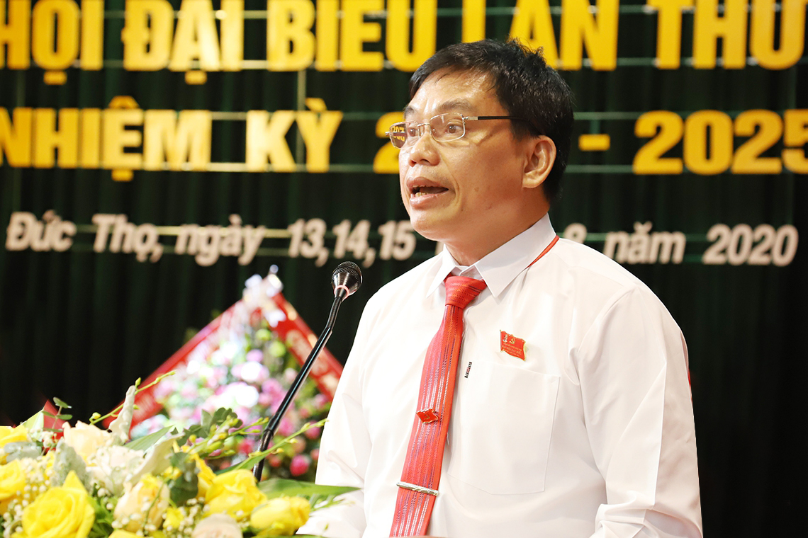 Đồng chí Trần Quang Tuấn được bầu giữ chức Bí thư Huyện ủy Đức Thọ