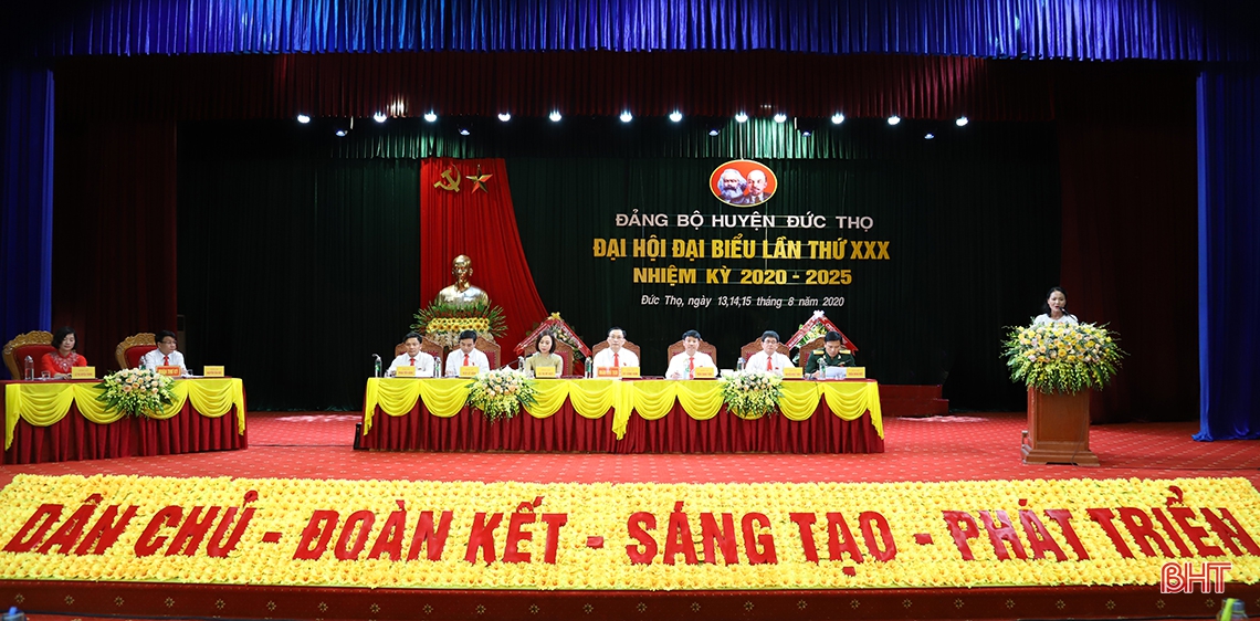 Đồng chí Trần Quang Tuấn được bầu giữ chức Bí thư Huyện ủy Đức Thọ