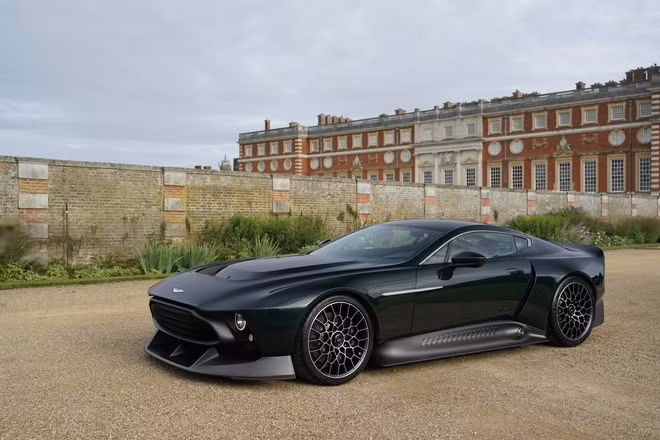 Siêu xe đặc biệt Aston Martin Victor mạnh 836 mã lực