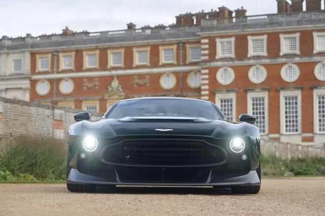 Siêu xe đặc biệt Aston Martin Victor mạnh 836 mã lực