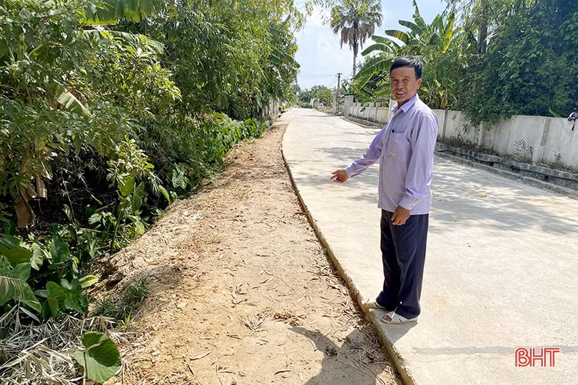 Cần điều chỉnh chính sách hỗ trợ xi măng làm đường giao thông ở Hà Tĩnh
